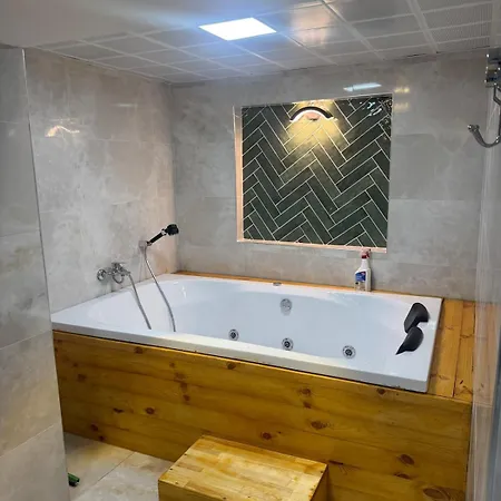 Sofia Ev Apartamento Esmirna